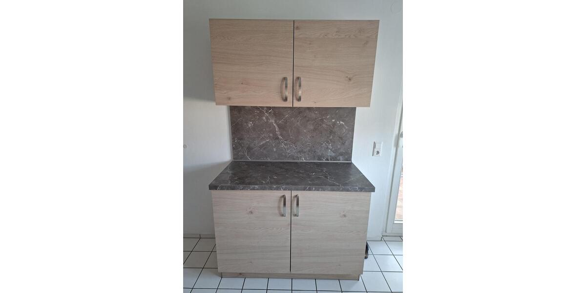 Etagenwohnung Glauchau - 3 Zimmer, 105 m&sup2;, 680&euro; | Angebot:25852117