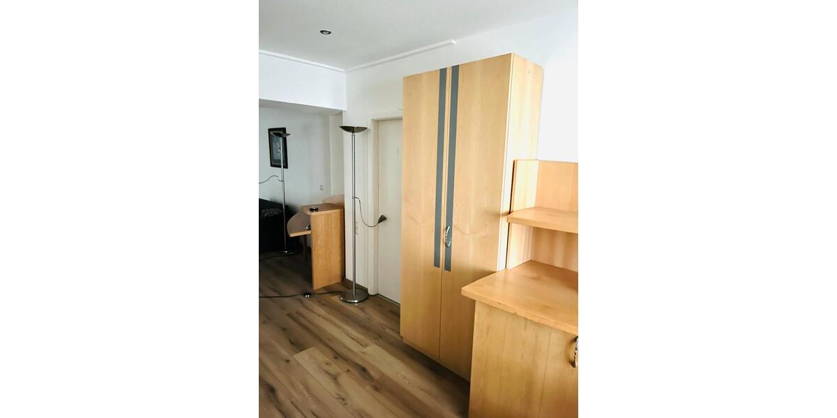 Erdgeschoßwohnung Neumark - 4 Zimmer, 160 m&sup2;, 89.000&euro; | Angebot:23089787