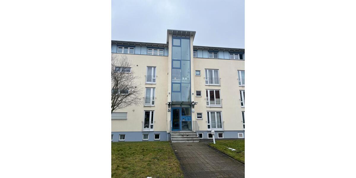 Etagenwohnung Zwickau Zwickau-West - 2 Zimmer, 67 m&sup2;, 440&euro; | Angebot:24857879