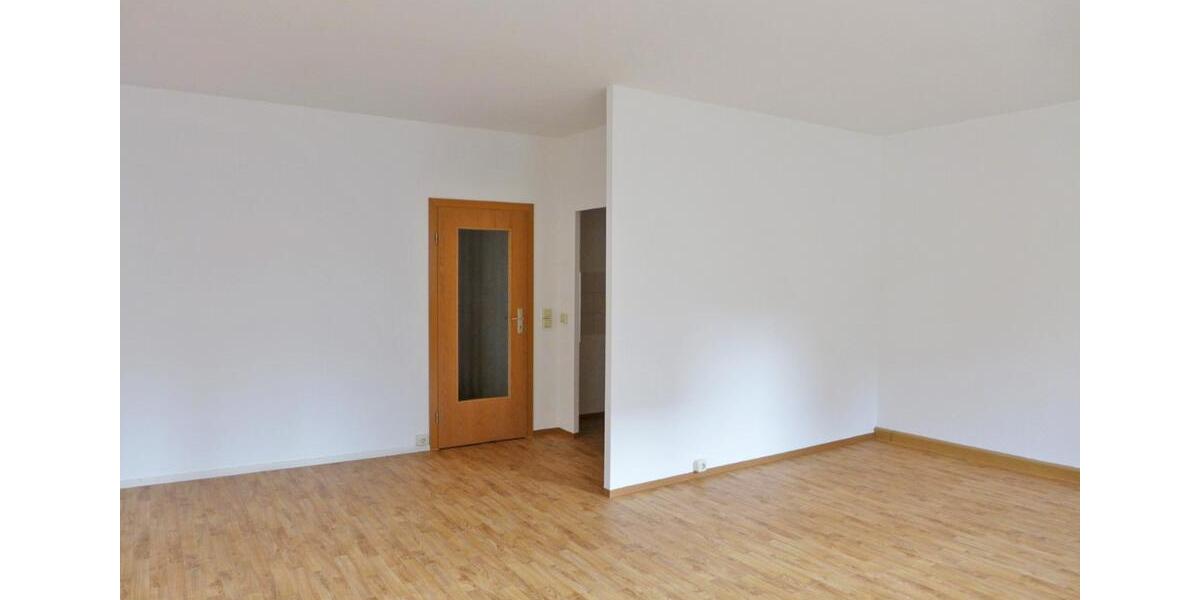Etagenwohnung Limbach-Oberfrohna Oberfrohna - 2 Zimmer, 55 m&sup2;, 295&euro; | Angebot:23538067
