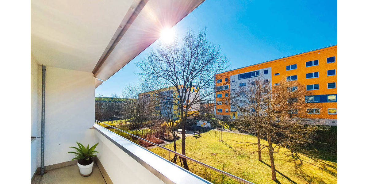 Etagenwohnung Zwickau Eckersbach - 3 Zimmer, 71 m&sup2;, 412&euro; | Angebot:25676758