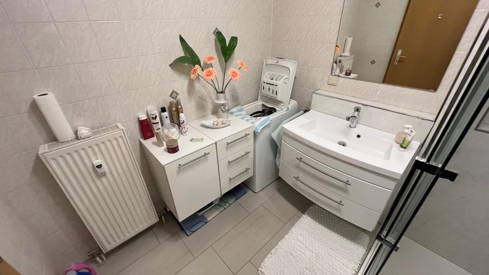 Etagenwohnung Zwickau Auerbach - 3 Zimmer, 80 m&sup2;, 570&euro; | Angebot:25963484