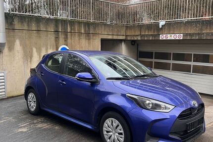Toyota Yaris 28.600 km 18.700 &euro; Kirchberg 02360