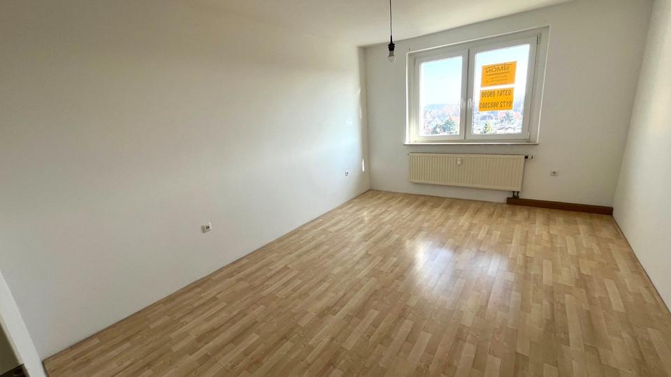 Etagenwohnung Crimmitschau - 3 Zimmer, 54 m&sup2;, 350&euro; | Angebot:25419562