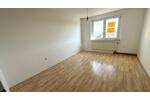 Etagenwohnung Crimmitschau - 3 Zimmer, 54 m&sup2;, 350&euro; | Angebot:25419562