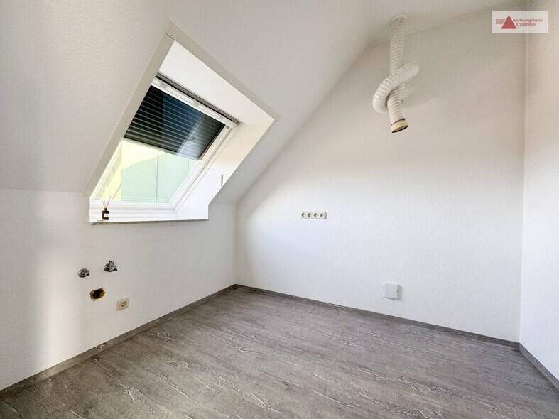 Etagenwohnung Glauchau - 2 Zimmer, 56 m&sup2;, 364&euro; | Angebot:25688203