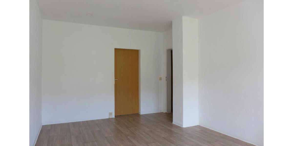 Etagenwohnung Limbach-Oberfrohna Oberfrohna - 3 Zimmer, 62 m&sup2;, 350&euro; | Angebot:24506526