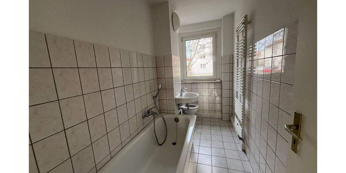 Etagenwohnung Zwickau Marienthal - 3 Zimmer, 56 m&sup2;, 315&euro; | Angebot:25929115
