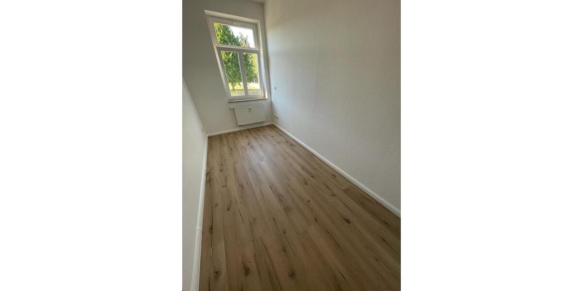 Hochparterre Hartmannsdorf - 3 Zimmer, 66 m&sup2;, 399&euro; | Angebot:25636229