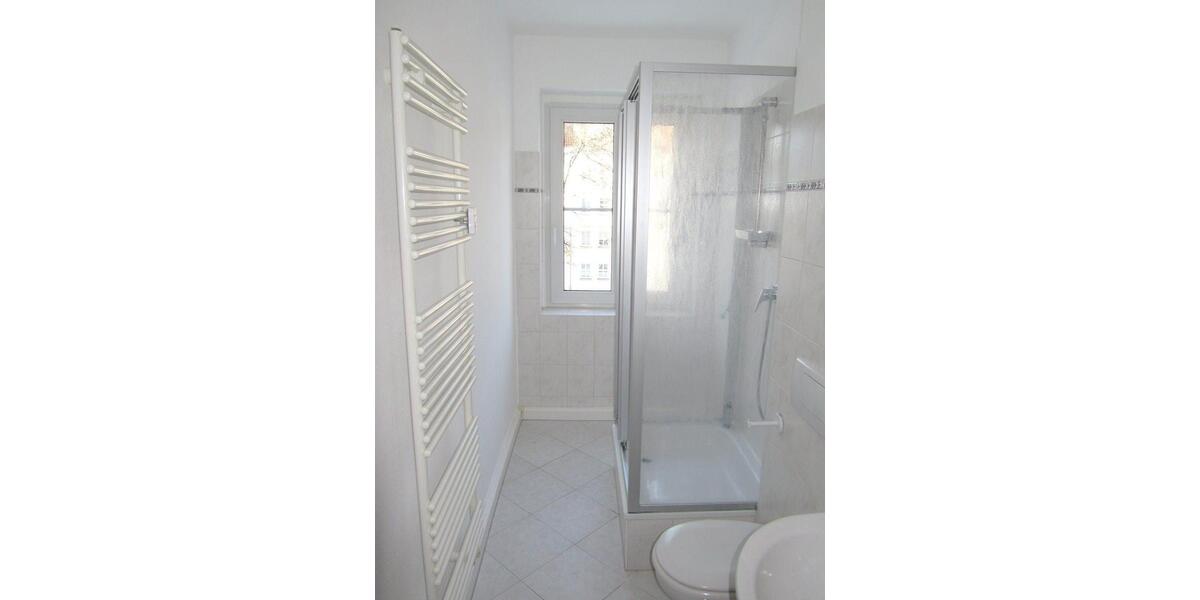 Etagenwohnung Zwickau Zwickau-Nord - 2 Zimmer, 42 m&sup2;, 270&euro; | Angebot:24794636