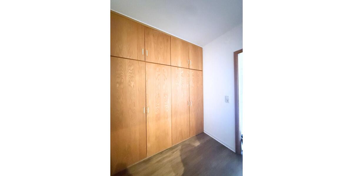 Etagenwohnung Limbach-Oberfrohna Oberfrohna - 2 Zimmer, 60 m&sup2;, 350&euro; | Angebot:25054411