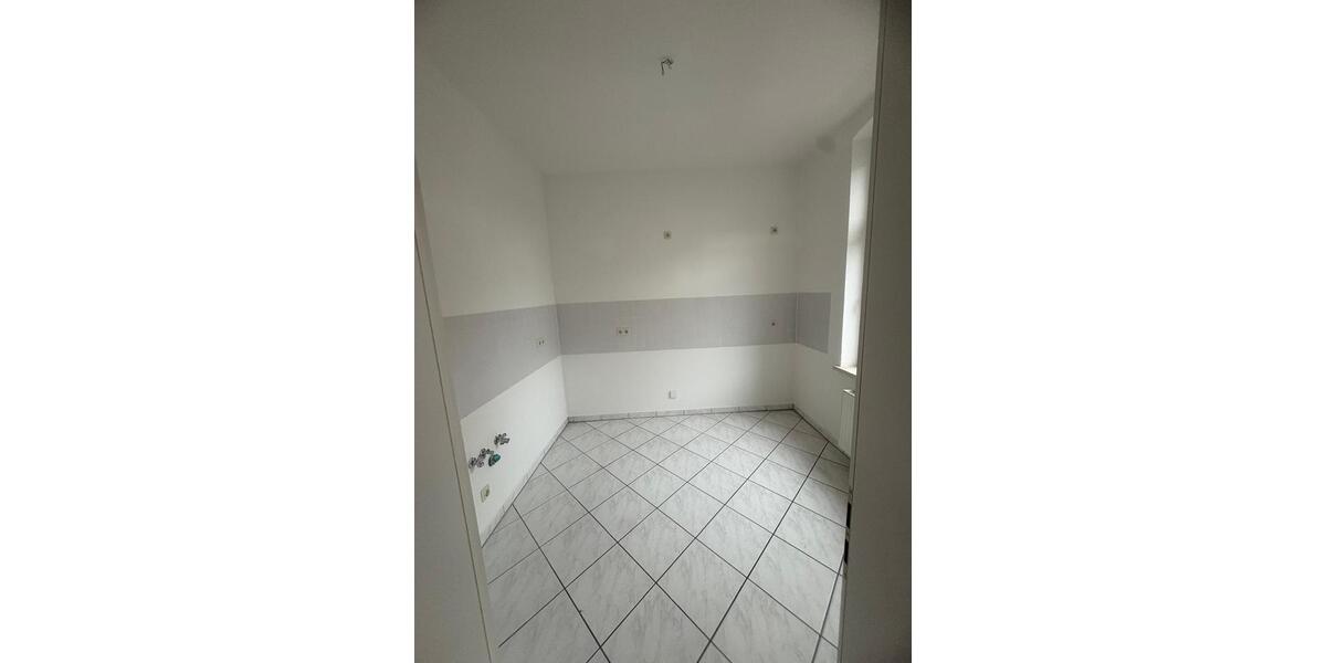 Etagenwohnung Zwickau Auerbach - 2 Zimmer, 48 m&sup2;, 480&euro; | Angebot:25560660