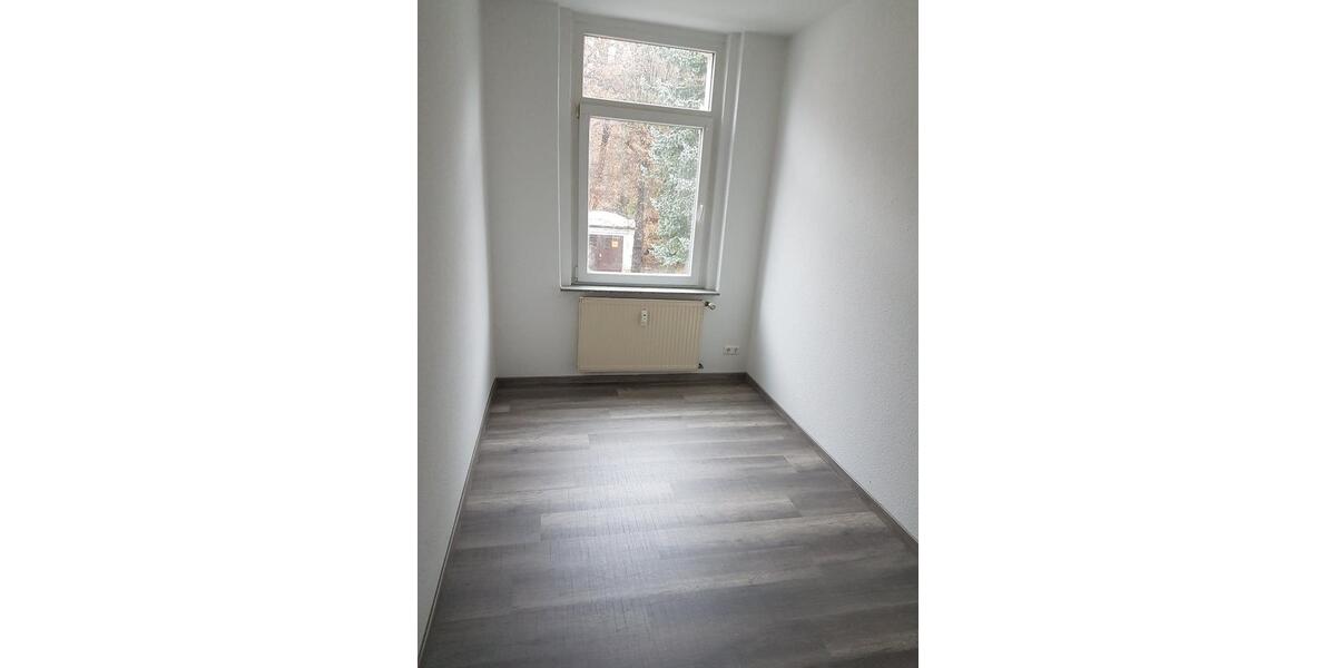 Etagenwohnung Werdau - 2 Zimmer, 220&euro; | Angebot:22209392