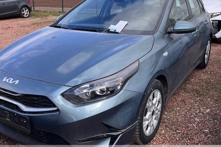 Kia ceed / Ceed 48.950 km 15.999 &euro; Oberlungwitz 09353