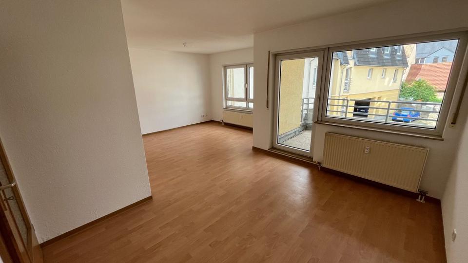 Etagenwohnung Werdau - 2 Zimmer, 60 m&sup2;, 400&euro; | Angebot:21650786