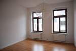 Etagenwohnung Zwickau Innenstadt - 2 Zimmer, 81 m&sup2;, 400&euro; | Angebot:25776566