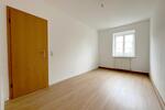 Etagenwohnung Glauchau - 3 Zimmer, 67 m&sup2;, 430&euro; | Angebot:26001481