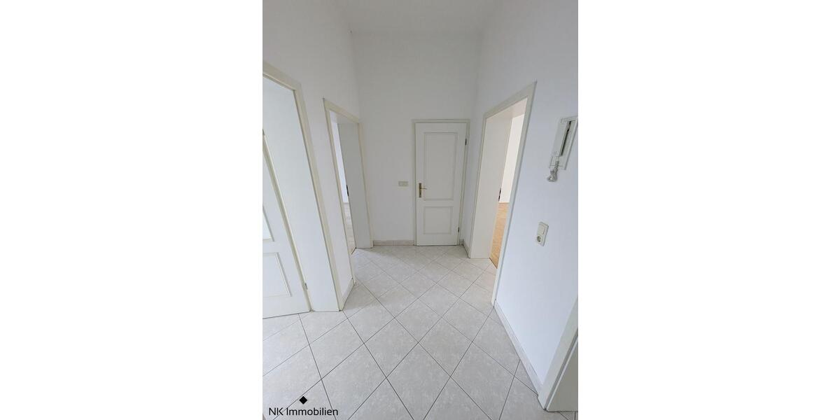 Erdgeschoßwohnung Zwickau - 3 Zimmer, 65 m&sup2;, 400&euro; | Angebot:25945705