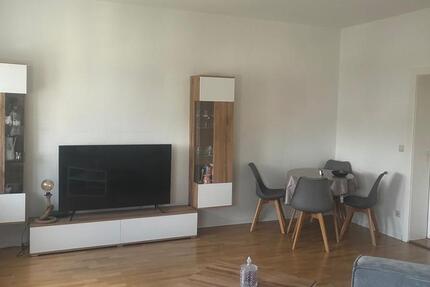 Wohnung Zwickau Zwickau-Nord - 3 Zimmer, 72 m&sup2;, 392&euro; | Angebot:26646090