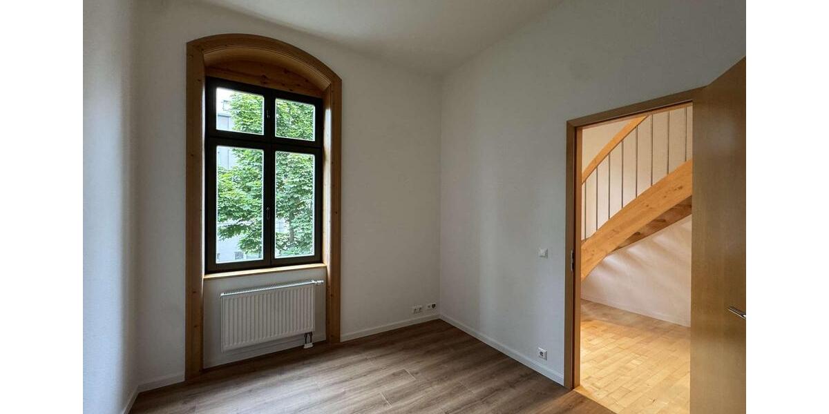 Dachgeschoßwohnung Zwickau - 3 Zimmer, 69 m&sup2;, 640&euro; | Angebot:25753391