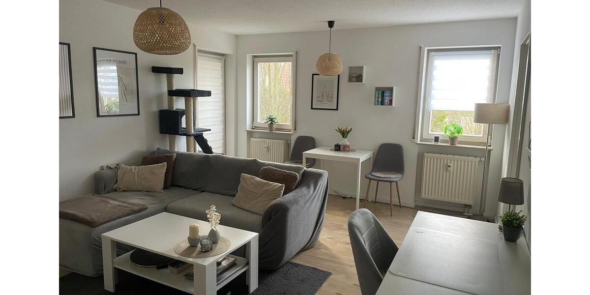 Etagenwohnung Meerane - 2 Zimmer, 45 m&sup2;, 324&euro; | Angebot:25948531