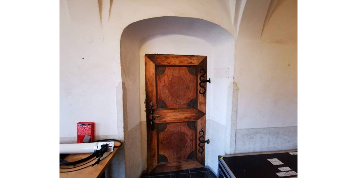 Mehrfamilienhaus, Wohnhaus Penig - 8 Zimmer, 238 m&sup2;, 55.000&euro; | Angebot:25705456