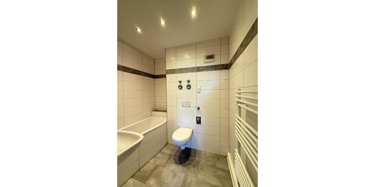 Etagenwohnung Wilkau-Haßlau Haßlau - 4 Zimmer, 81 m&sup2;, 510&euro; | Angebot:24808346