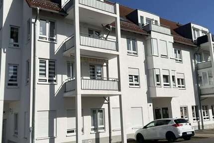 Wohnung Zwickau Marienthal West - 4 Zimmer, 76 m&sup2;, 110.000&euro; | Angebot:25325235