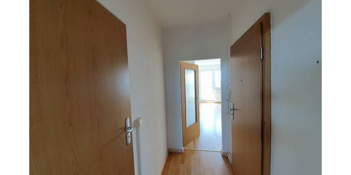 Etagenwohnung Zwickau Eckersbach - 3 Zimmer, 55 m&sup2;, 330&euro; | Angebot:25680125