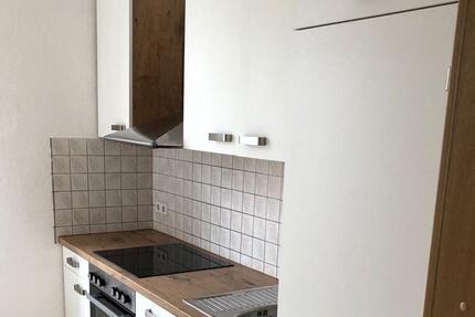 Wohnung Zwickau Zwickau-West - 3 Zimmer, 63 m&sup2;, 252&euro; | Angebot:26040148