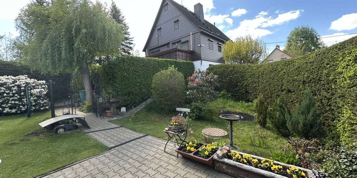 Einfamilienhaus Erlbach-Kirchberg Kirchberg - 17 Zimmer, 350 m&sup2;, 615.000&euro; | Angebot:26000891