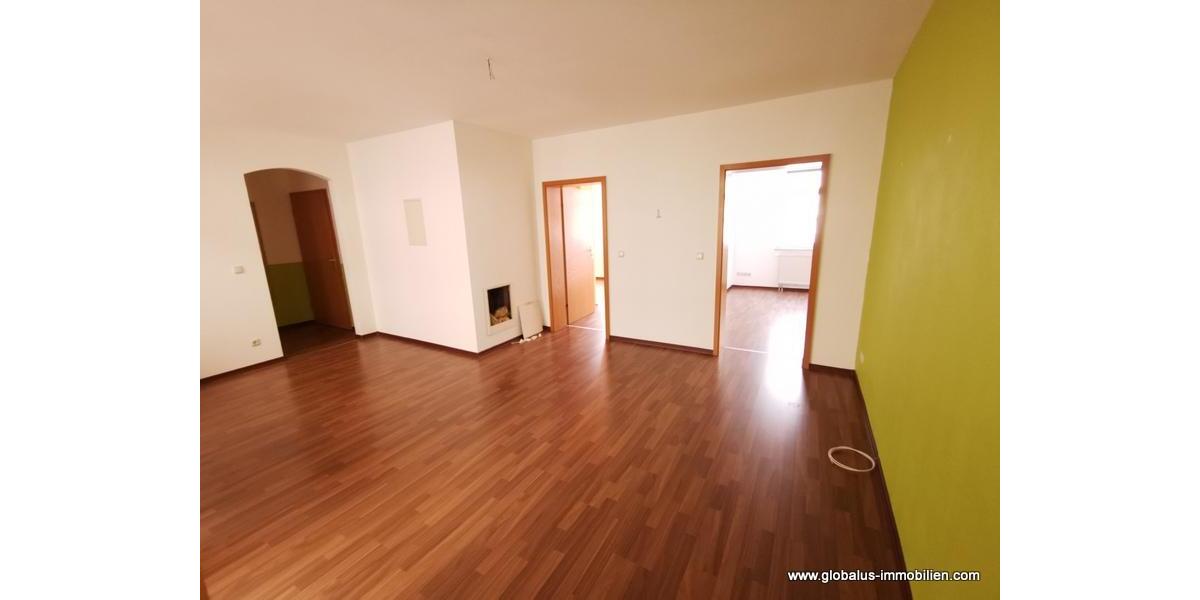Etagenwohnung Zwickau - 3 Zimmer, 82 m&sup2;, 410&euro; | Angebot:25871110