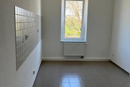 Wohnung Oelsnitz (Erzgebirge) - 3 Zimmer, 75 m&sup2;, 420&euro; | Angebot:27629849