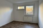 Etagenwohnung Reichenbach im Vogtland - 3 Zimmer, 69 m&sup2;, 400&euro; | Angebot:24397250