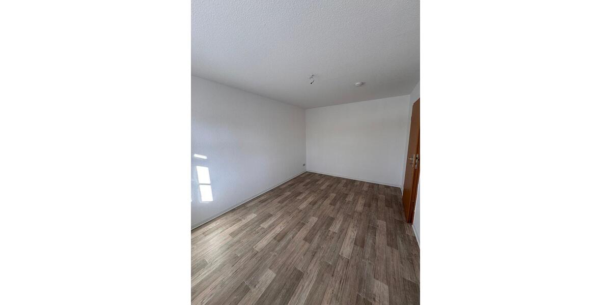 Etagenwohnung Reichenbach im Vogtland - 2 Zimmer, 52 m&sup2;, 350&euro; | Angebot:24610463