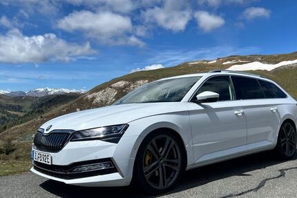 Skoda Superb 63.000 km 26.000 &euro; Zwickau 08064