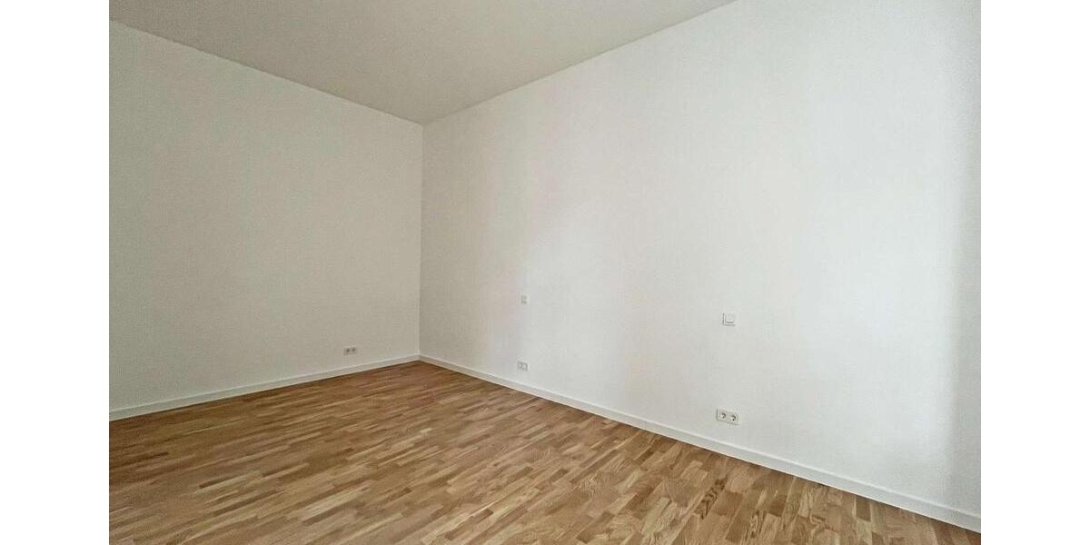 Etagenwohnung Zwickau - 2 Zimmer, 55 m&sup2;, 438&euro; | Angebot:24002242