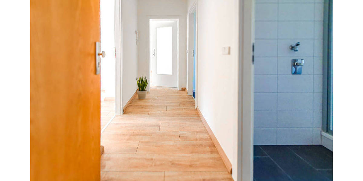 Etagenwohnung Zwickau Eckersbach - 4 Zimmer, 75 m&sup2;, 525&euro; | Angebot:25771304