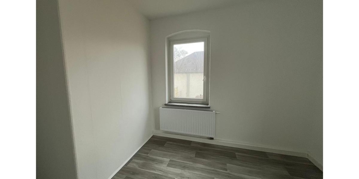 Etagenwohnung Gersdorf - 2 Zimmer, 65 m&sup2;, 450&euro; | Angebot:25718593
