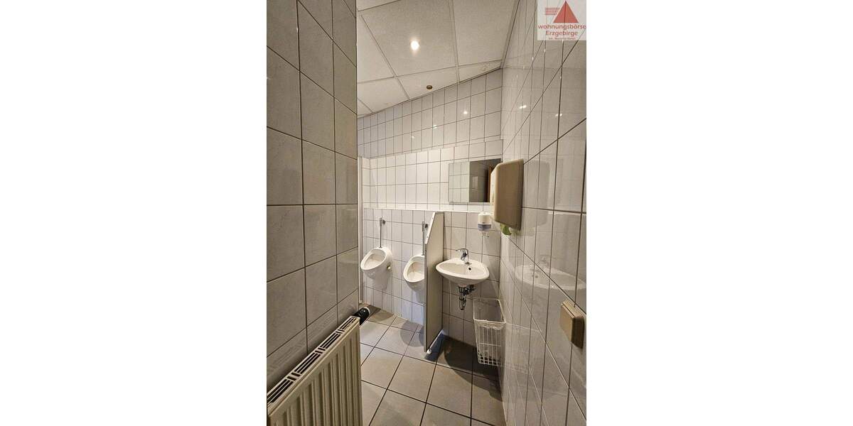 Mehrfamilienhaus, Wohnhaus Grünhain / Beierfeld Grünhain - 8 Zimmer, 200 m&sup2;, 269.000&euro; | Angebot:25688219