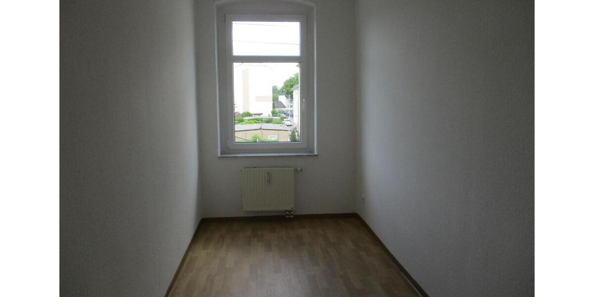 Etagenwohnung Glauchau - 3 Zimmer, 78 m&sup2;, 400&euro; | Angebot:26676977