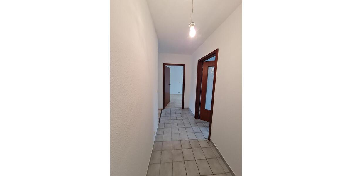 Etagenwohnung Glauchau - 2 Zimmer, 48 m&sup2;, 53.500&euro; | Angebot:24975976
