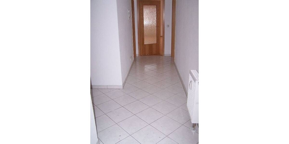 Etagenwohnung Zwickau Innenstadt - 3 Zimmer, 88 m&sup2;, 550&euro; | Angebot:25670162