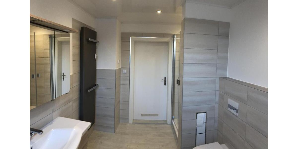 Dachgeschoßwohnung Wilkau-Haßlau Haßlau - 4 Zimmer, 105 m&sup2;, 830&euro; | Angebot:25879866