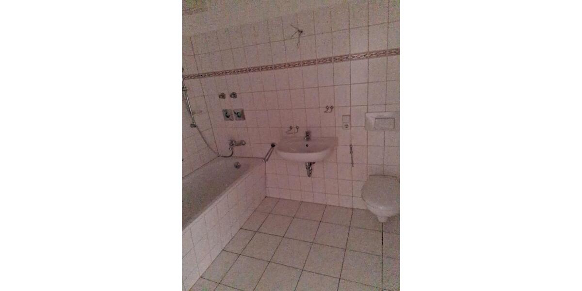 Etagenwohnung Glauchau - 2 Zimmer, 42 m&sup2;, 280&euro; | Angebot:25758678