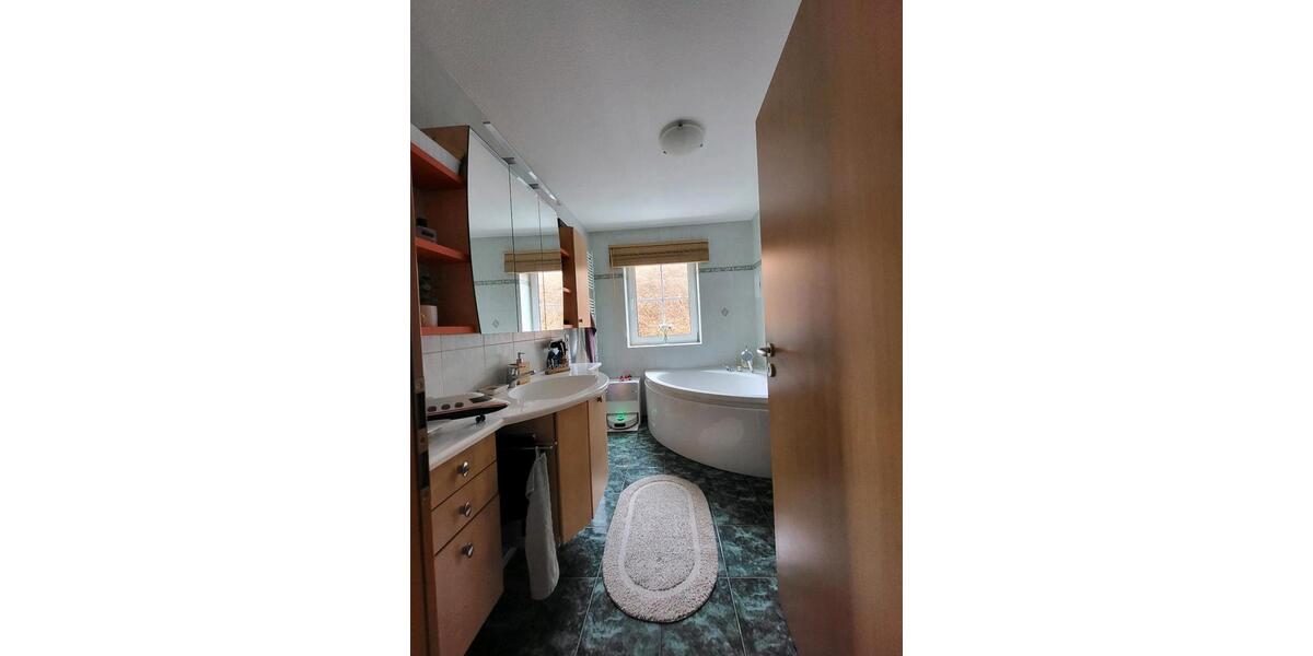 Maisonettenwohnung Schwarzenberg/Erzgebirge Erzgebirge - 4 Zimmer, 93 m&sup2;, 200.000&euro; | Angebot:25988075