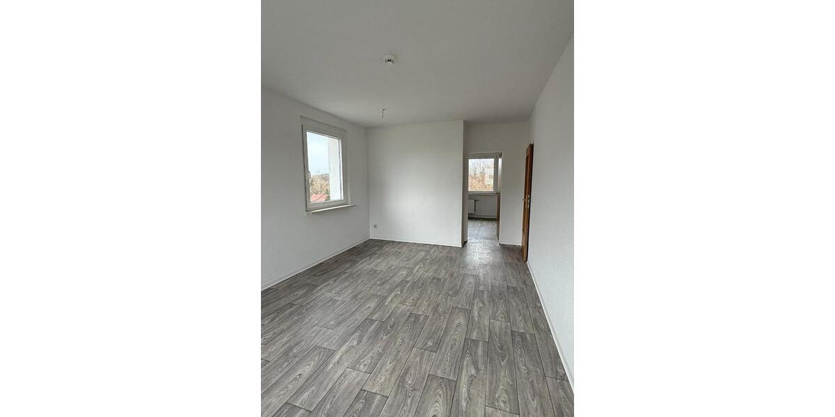 Etagenwohnung Lichtentanne - 3 Zimmer, 58 m&sup2;, 315&euro; | Angebot:25375171