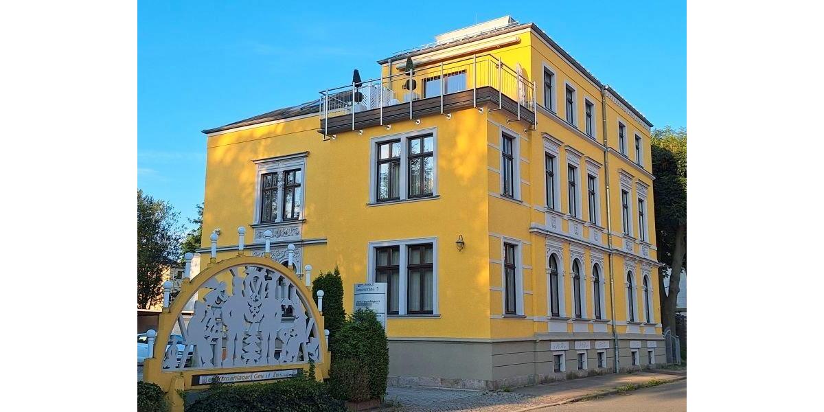 Dachgeschoßwohnung Zwickau - 2 Zimmer, 152 m&sup2;, 1.050&euro; | Angebot:26479906