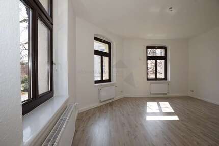 Wohnung Zwickau Innenstadt - 3 Zimmer, 82 m&sup2;, 499&euro; | Angebot:25341325