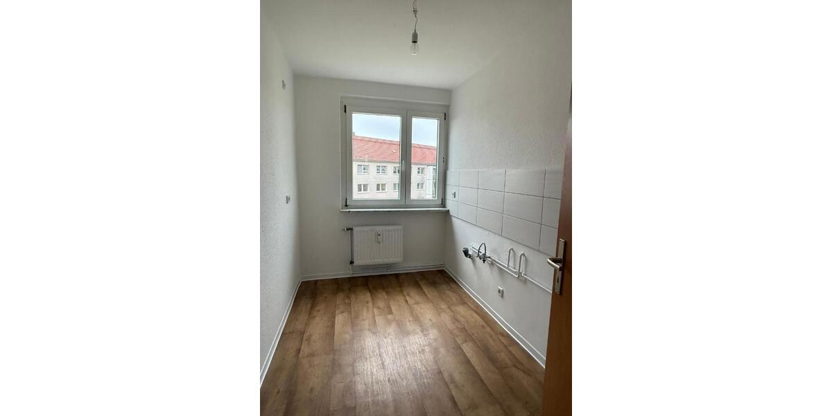 Etagenwohnung Lichtentanne - 1 Zimmer, 31 m&sup2;, 170&euro; | Angebot:25375172